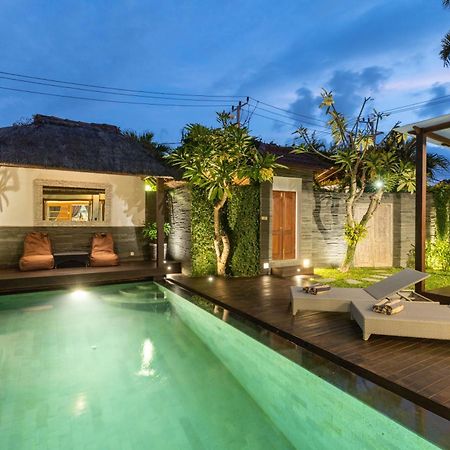 Luxurious And Cozy King Beds, Pool, Closed Living Villa Kuta  Exterior photo