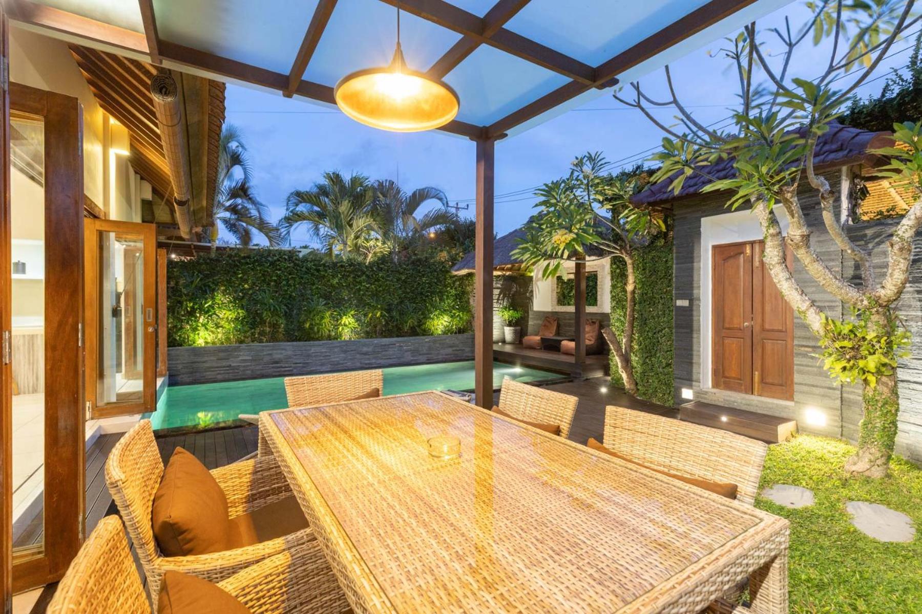 Luxurious And Cozy King Beds, Pool, Closed Living Villa Kuta  Exterior photo