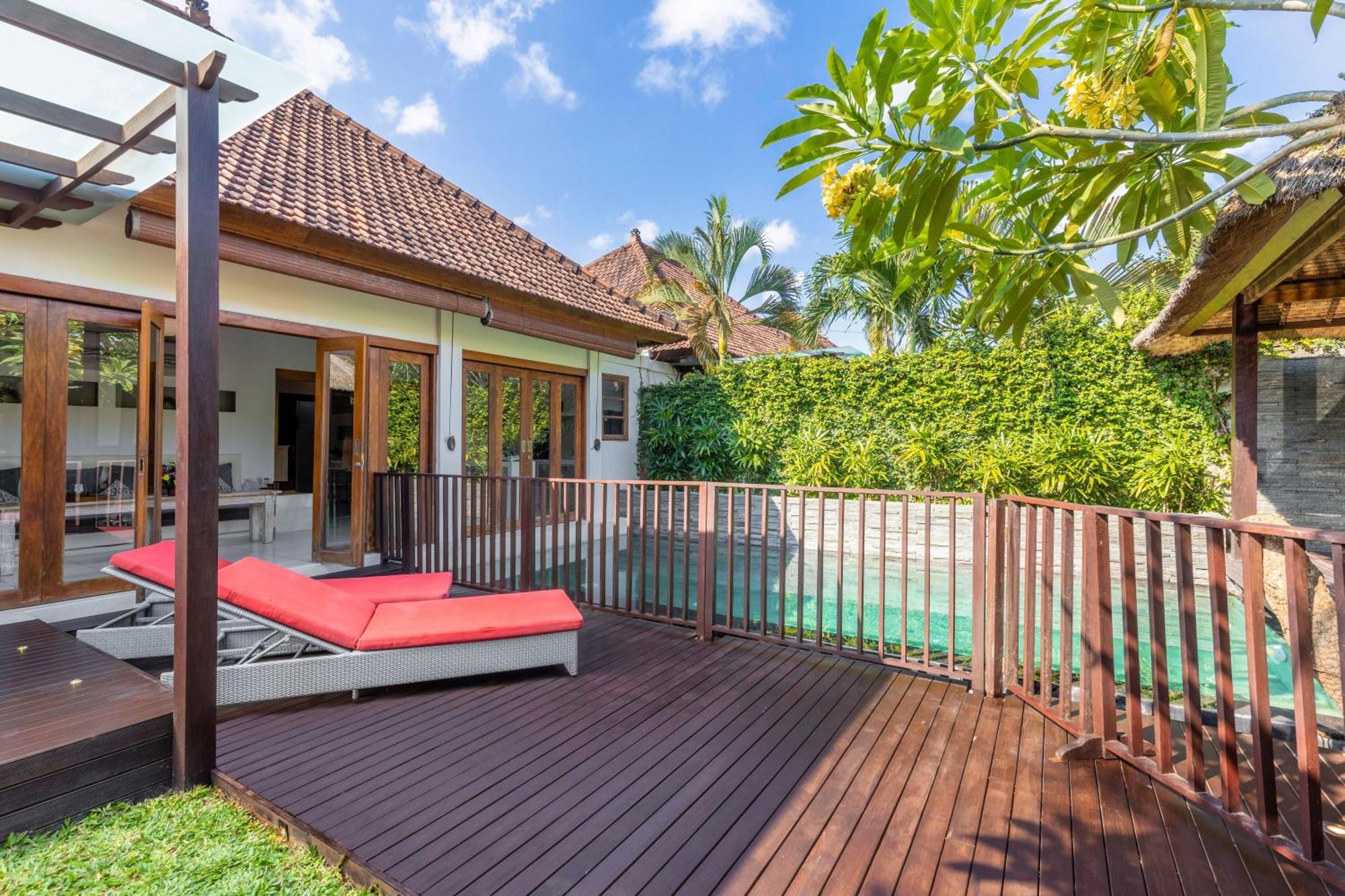 Luxurious And Cozy King Beds, Pool, Closed Living Villa Kuta  Exterior photo