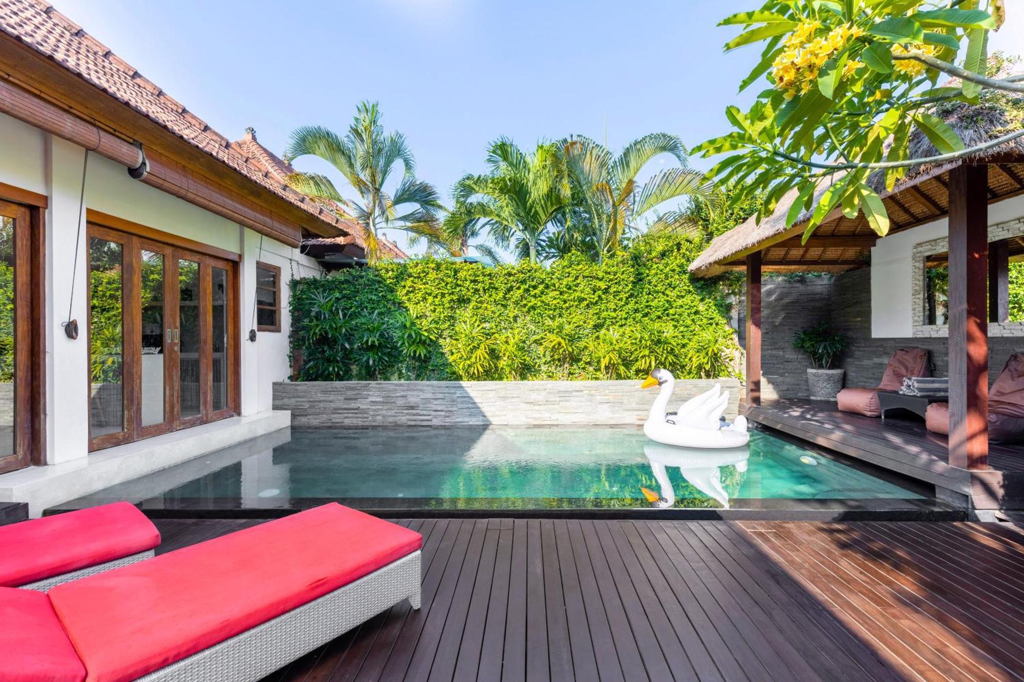 Luxurious And Cozy King Beds, Pool, Closed Living Villa Kuta  Exterior photo